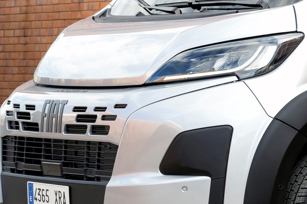 fiat ducato front detail