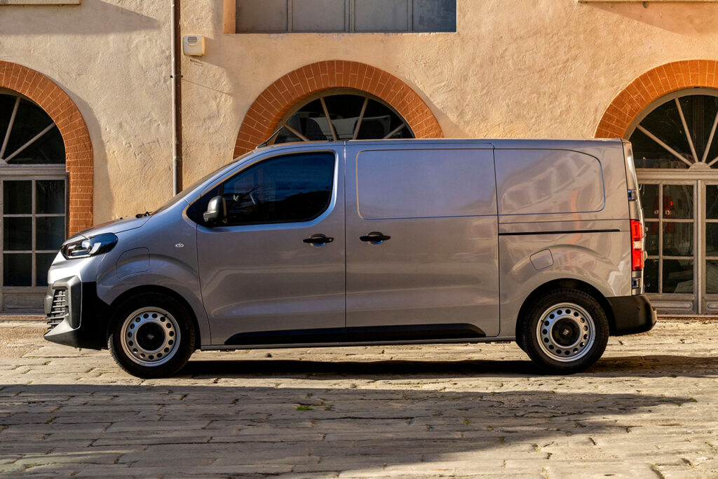 fiat scudo seitlich