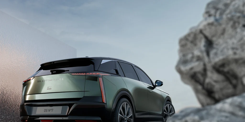 DS N°7 Pallas Hybrid - mit KI generiert/bearbeitet