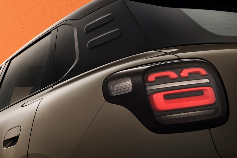 Die Rückleuchten des Leapmotor B03X