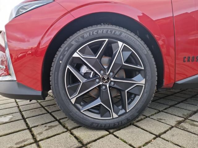 Fahrzeugabbildung DS Automobiles DS4 Cross Rivoli 1.5 BlueHDi 130 FAP EU6d