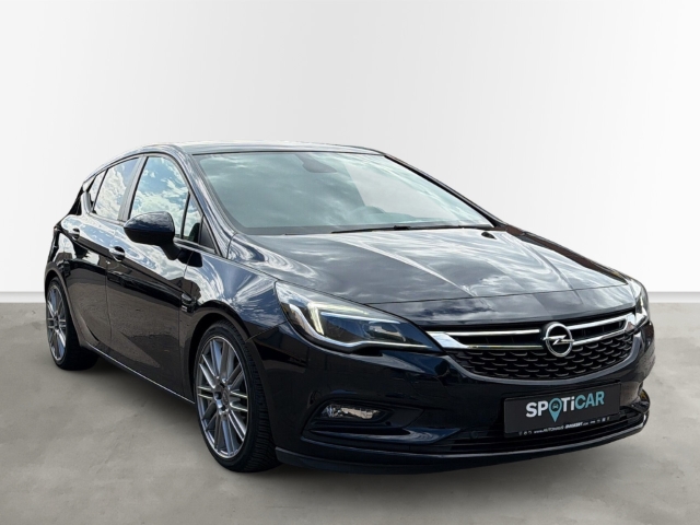Fahrzeugabbildung Opel Astra 120 Jahre Apple CarPlay Android Auto Musikstreaming Ambientebeleuchtung SHZ LenkradHZG - mit KI generiert/bearbeitet