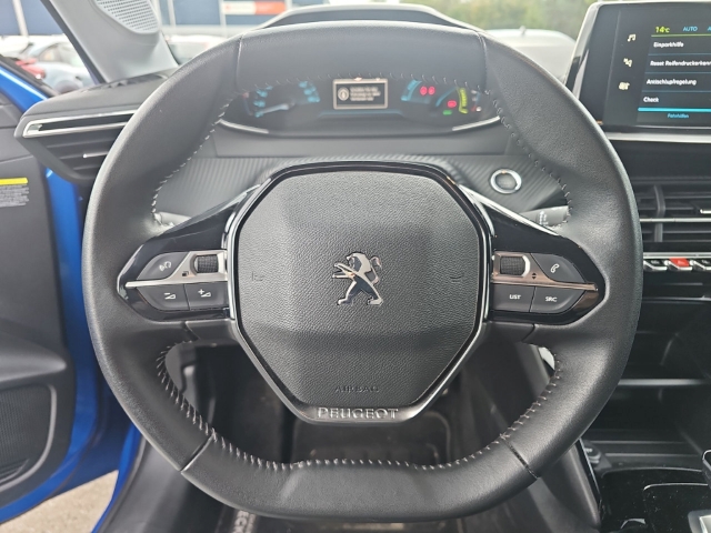 Fahrzeugabbildung Peugeot e-208 Active Pack 136PS (100KW) Elektromotor