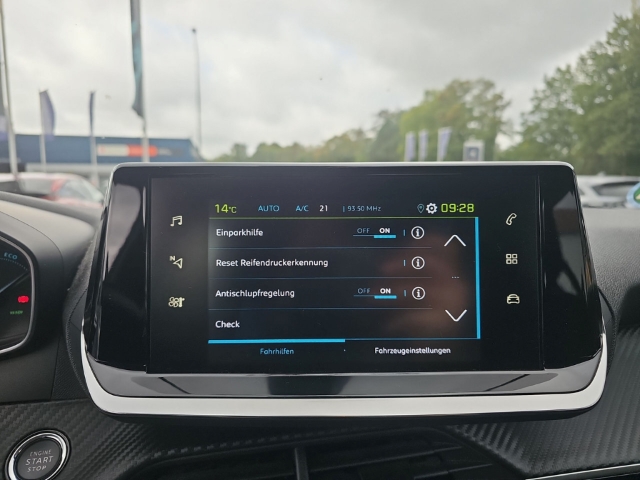 Fahrzeugabbildung Peugeot e-208 Active Pack 136PS (100KW) Elektromotor