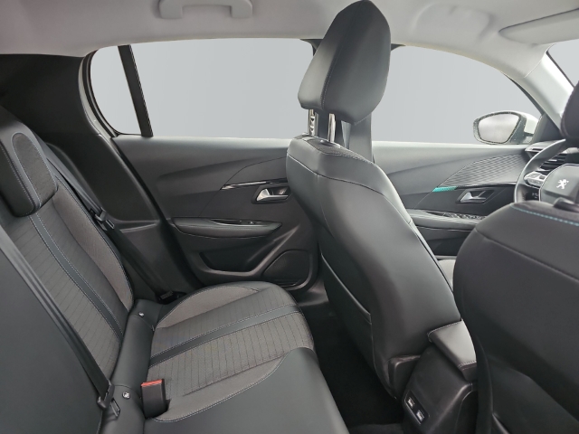 Fahrzeugabbildung Peugeot e-208 Allure Pack Elektro Navi LED Klimaautom Fahrerprofil DAB SHZ Spurhalteass.