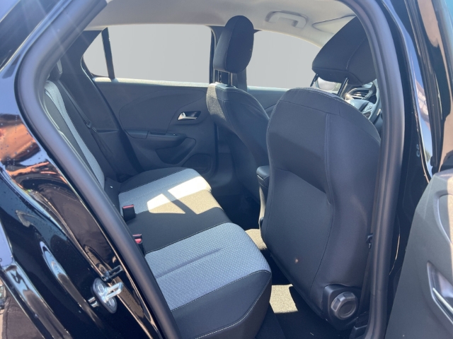 Fahrzeugabbildung Opel Corsa Edition LED Apple CarPlay Android Auto Musikstreaming DAB SHZ LenkradHZG Spurhalteass.