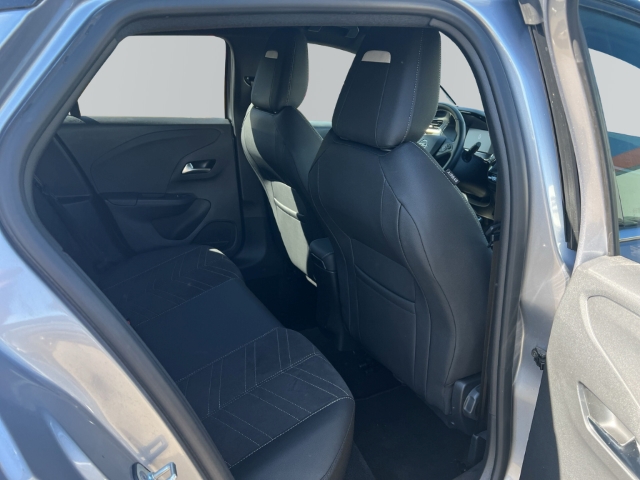 Fahrzeugabbildung Opel Corsa Ultimate Navi Alcantara LED Blendfreies Fernl. Kurvenlicht Apple CarPlay