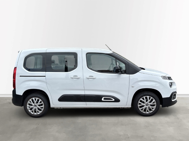 Fahrzeugabbildung Citroen Berlingo Feel M Mehrzonenklima DAB SHZ Spurhalteass. Fernlichtass. Verkehrszeichenerk.
