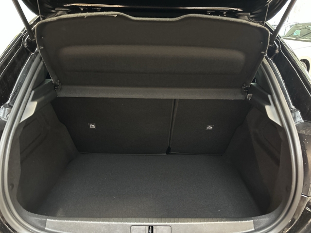 Fahrzeugabbildung Opel Corsa GS Navi LED ACC Apple CarPlay Android Auto Klimaautom Musikstreaming DAB