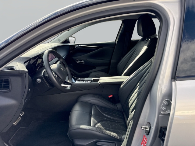 Fahrzeugabbildung DS Automobiles DS4 E-Tense Rivoli PHEV HUD Digitales Cockpit LED El. Heckklappe Mehrzonenklima