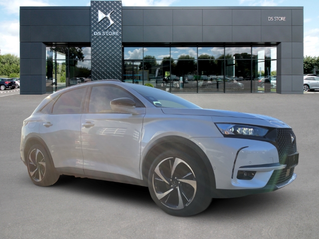 Fahrzeugabbildung DS Automobiles DS7 E-Tense 4x4 Ligne Noire Panorama Navi Massagesitze Klimasitze Xenon Apple CarPlay