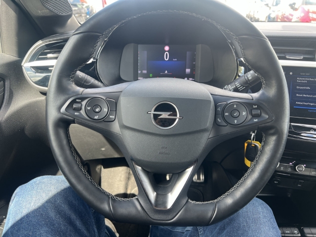 Fahrzeugabbildung Opel Corsa GS LED Apple CarPlay Android Auto Klimaautom Musikstreaming DAB SHZ LenkradHZG
