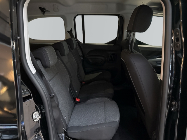 Fahrzeugabbildung Opel Combo Life GS XL LED Apple CarPlay Android Auto Mehrzonenklima DAB LenkradHZG Totwinkelassistent