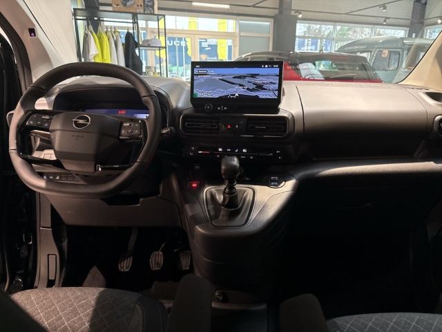 Fahrzeugabbildung Opel Combo Life GS XL LED Apple CarPlay Android Auto Mehrzonenklima DAB LenkradHZG Totwinkelassistent