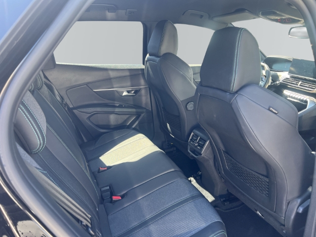 Fahrzeugabbildung Peugeot 3008 Hybrid 136 Allure Pack Navi Digitales Cockpit LED Apple CarPlay Android Auto