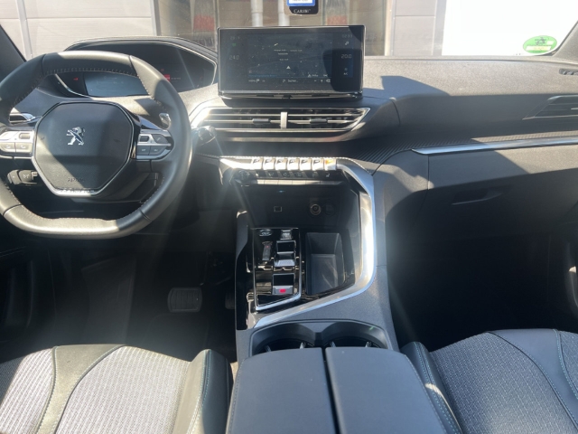 Fahrzeugabbildung Peugeot 3008 Hybrid 136 Allure Pack Navi Digitales Cockpit LED Apple CarPlay Android Auto