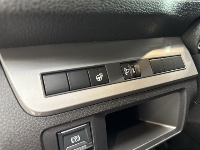Fahrzeugabbildung Opel Zafira M Life Edition 8-Sitze AHK Navi Digitales Cockpit LED ACC Apple CarPlay