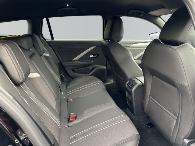 Fahrzeugabbildung Opel Astra Sports Tourer GS 360 Kamera LED El. Heckklappe Apple CarPlay Android Auto Mehrzonenklima