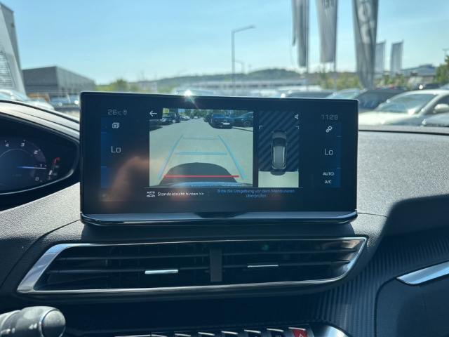 Fahrzeugabbildung Peugeot 3008 Allure Pack Navi Digitales Cockpit LED Apple CarPlay Android Auto 2-Zonen-Klimaautom - mit KI generiert/bearbeitet