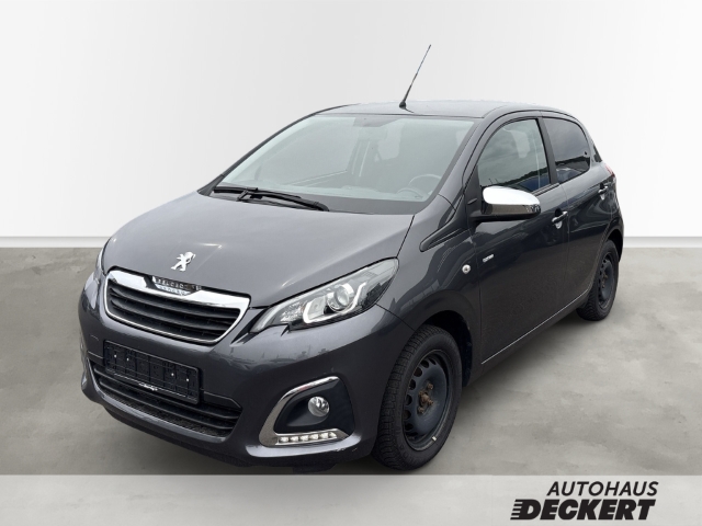 Peugeot 108 Style Apple CarPlay Android Auto DAB SHZ Rückfahrkam. Notbremsass. Temp Tel.-Vorb. - mit KI generiert/bearbeitet