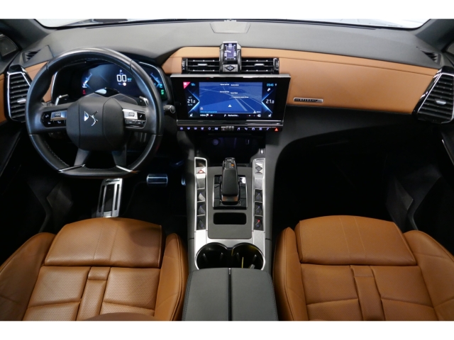 Fahrzeugabbildung DS Automobiles DS7 DS Crossback E-Tense 4x4 Rivoli Navi Nachtsichtass. 360 Kamera Massagesitze - mit KI generiert/bearbeitet