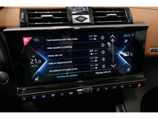 Fahrzeugabbildung DS Automobiles DS7 DS Crossback E-Tense 4x4 Rivoli Navi Nachtsichtass. 360 Kamera Massagesitze - mit KI generiert/bearbeitet