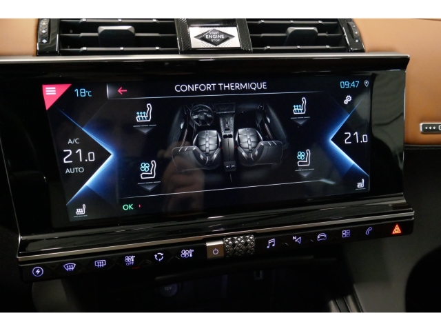Fahrzeugabbildung DS Automobiles DS7 DS Crossback E-Tense 4x4 Rivoli Navi Nachtsichtass. 360 Kamera Massagesitze - mit KI generiert/bearbeitet
