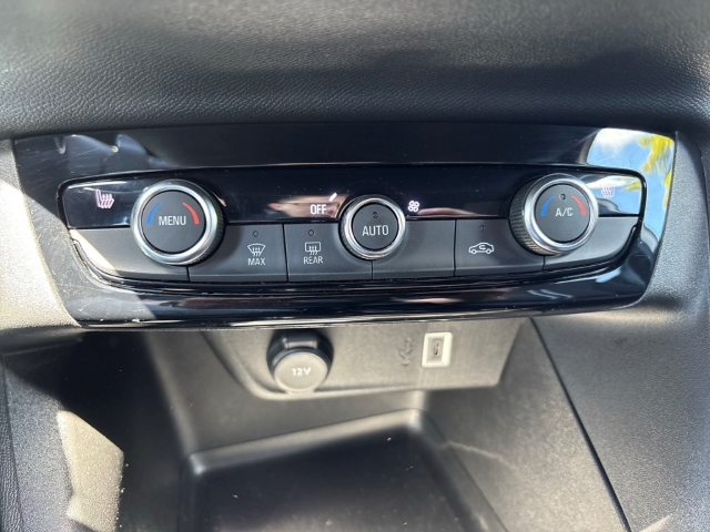 Fahrzeugabbildung Opel Corsa F GS 1.2 Turbo Mild-Hybrid EU6e Navi Digitales Cockpit LED Apple CarPlay Android Auto