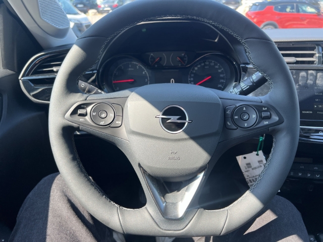Fahrzeugabbildung Opel Corsa Edition LED Apple CarPlay Android Auto Musikstreaming DAB SHZ LenkradHZG Spurhalteass.