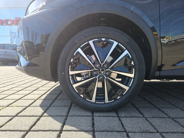 Fahrzeugabbildung DS Automobiles DS7 DS 7 Etoile 1.5 BlueHDi 130 FAP EU6e