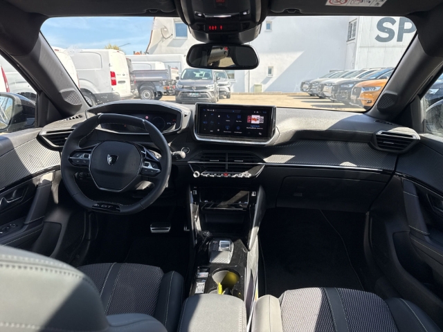 Fahrzeugabbildung Peugeot 208 Hybrid 145 GT Panorama Navi Digitales Cockpit LED Apple CarPlay Android Auto Klimaautom