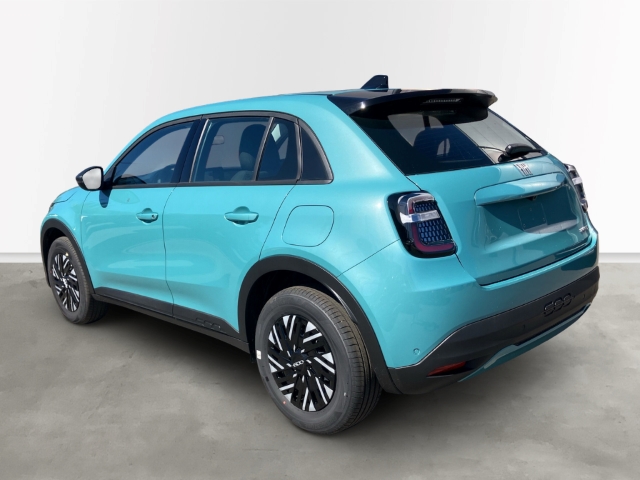 Fahrzeugabbildung Fiat 600 Hybrid Sonderedition , Nav, RFK, SHZ
