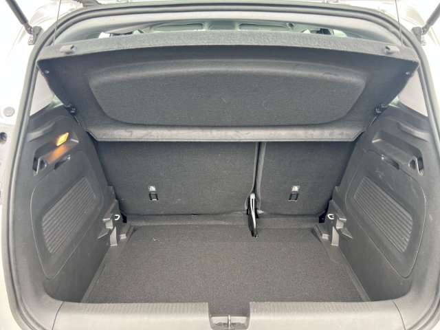 Fahrzeugabbildung Opel Crossland Enjoy LED Apple CarPlay Android Auto DAB Ambientebeleuchtung SHZ LenkradHZG