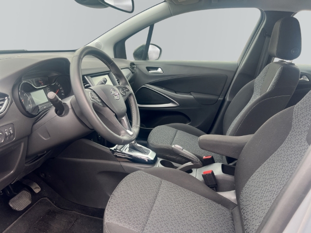 Fahrzeugabbildung Opel Crossland Enjoy LED Apple CarPlay Android Auto DAB Ambientebeleuchtung SHZ LenkradHZG