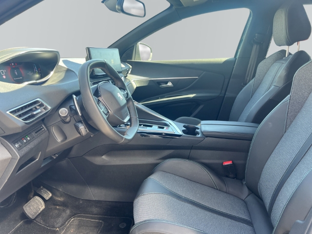 Fahrzeugabbildung Peugeot 3008 Hybrid Allure Pack Navi Digitales Cockpit LED ACC 2-Zonen-Klimaautom DAB