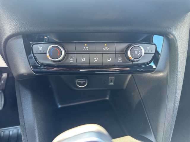 Fahrzeugabbildung Opel Corsa GS AWR LED ACC Apple CarPlay Android Auto DAB SHZ LenkradHZG Totwinkelassistent