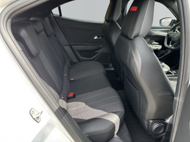 Fahrzeugabbildung Opel Mokka GS Line 1.2 Turbo 6E Digitales Cockpit LED Apple CarPlay Android Auto Klimaautom