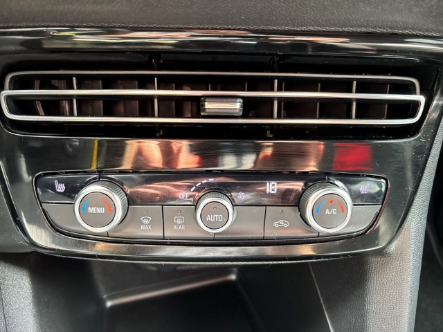 Fahrzeugabbildung Opel Mokka GS Line 1.2 Turbo 6E Digitales Cockpit LED Apple CarPlay Android Auto Klimaautom