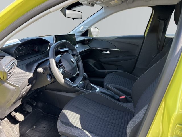 Fahrzeugabbildung Peugeot 208 Active Fahrerprofil DAB SHZ Keyless Spurhalteass. Verkehrszeichenerk. Notbremsass.