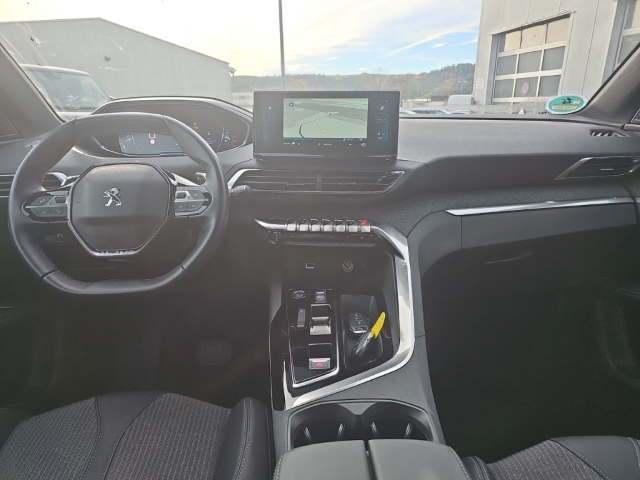 Fahrzeugabbildung Peugeot 3008 Allure Pack 1.2 PureTech Navi Digitales Cockpit LED 2-Zonen-Klimaautom DAB SHZ