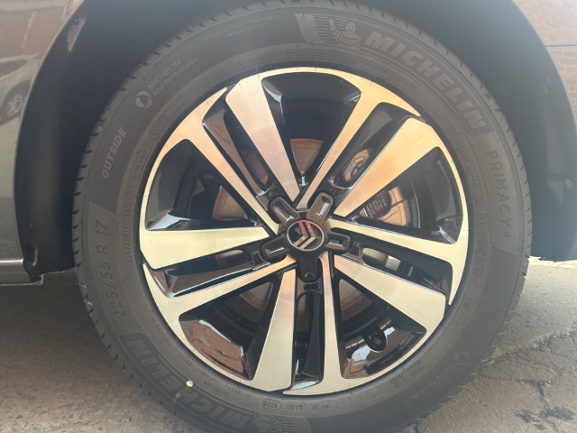 Fahrzeugabbildung Citroen Spacetourer Max XL Blue Hdi 180 EAT8