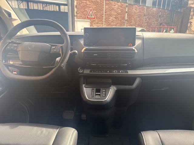 Fahrzeugabbildung Citroen Spacetourer Max XL Blue Hdi 180 EAT8