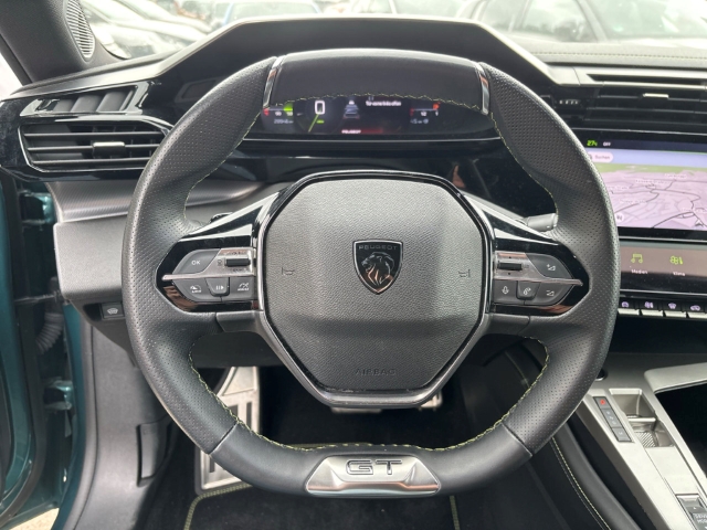 Fahrzeugabbildung Peugeot 308 SW GT Navi LED Blendfreies Fernl. Kurvenlicht 2-Zonen-Klimaautom DAB Ambientebeleuchtung