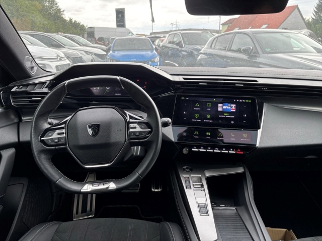 Fahrzeugabbildung Peugeot 308 SW GT Navi LED Blendfreies Fernl. Kurvenlicht 2-Zonen-Klimaautom DAB Ambientebeleuchtung