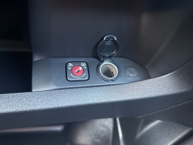Fahrzeugabbildung Citroen Jumpy Kasten Lang L3 2,0 BlueHDI 145 ohne S&S