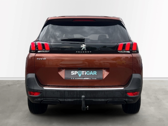 Fahrzeugabbildung Peugeot 5008 Hybrid 136 Allure Pack Navi Digitales Cockpit LED 2-Zonen-Klimaautom DAB Ambientebeleuchtung