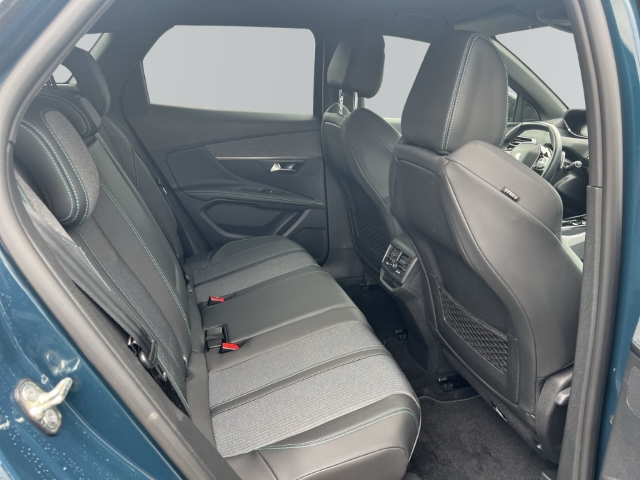 Fahrzeugabbildung Peugeot 3008 Allure Pack Navi Digitales Cockpit LED Apple CarPlay Android Auto 2-Zonen-Klimaautom