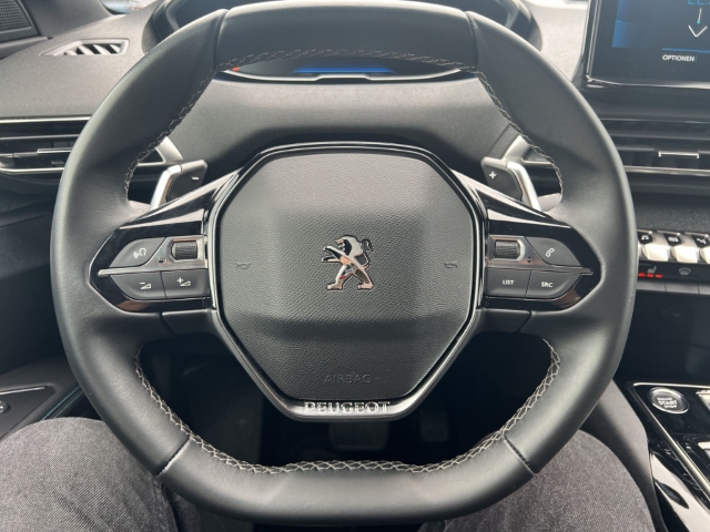 Fahrzeugabbildung Peugeot 3008 Allure Pack Navi Digitales Cockpit LED Apple CarPlay Android Auto 2-Zonen-Klimaautom