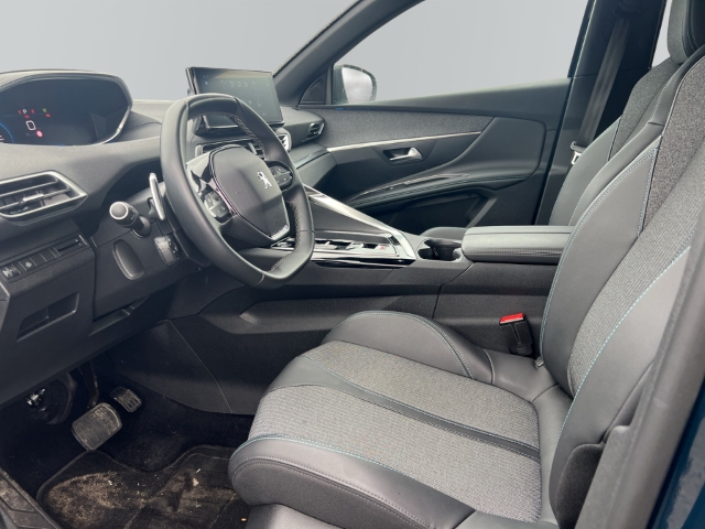 Fahrzeugabbildung Peugeot 3008 Allure Pack Navi Digitales Cockpit LED Apple CarPlay Android Auto 2-Zonen-Klimaautom
