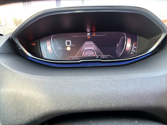 Fahrzeugabbildung Peugeot 3008 GT El. Panodach Navi Digitales Cockpit Soundsystem LED ACC El. Heckklappe 2-Zonen-Klimaautom